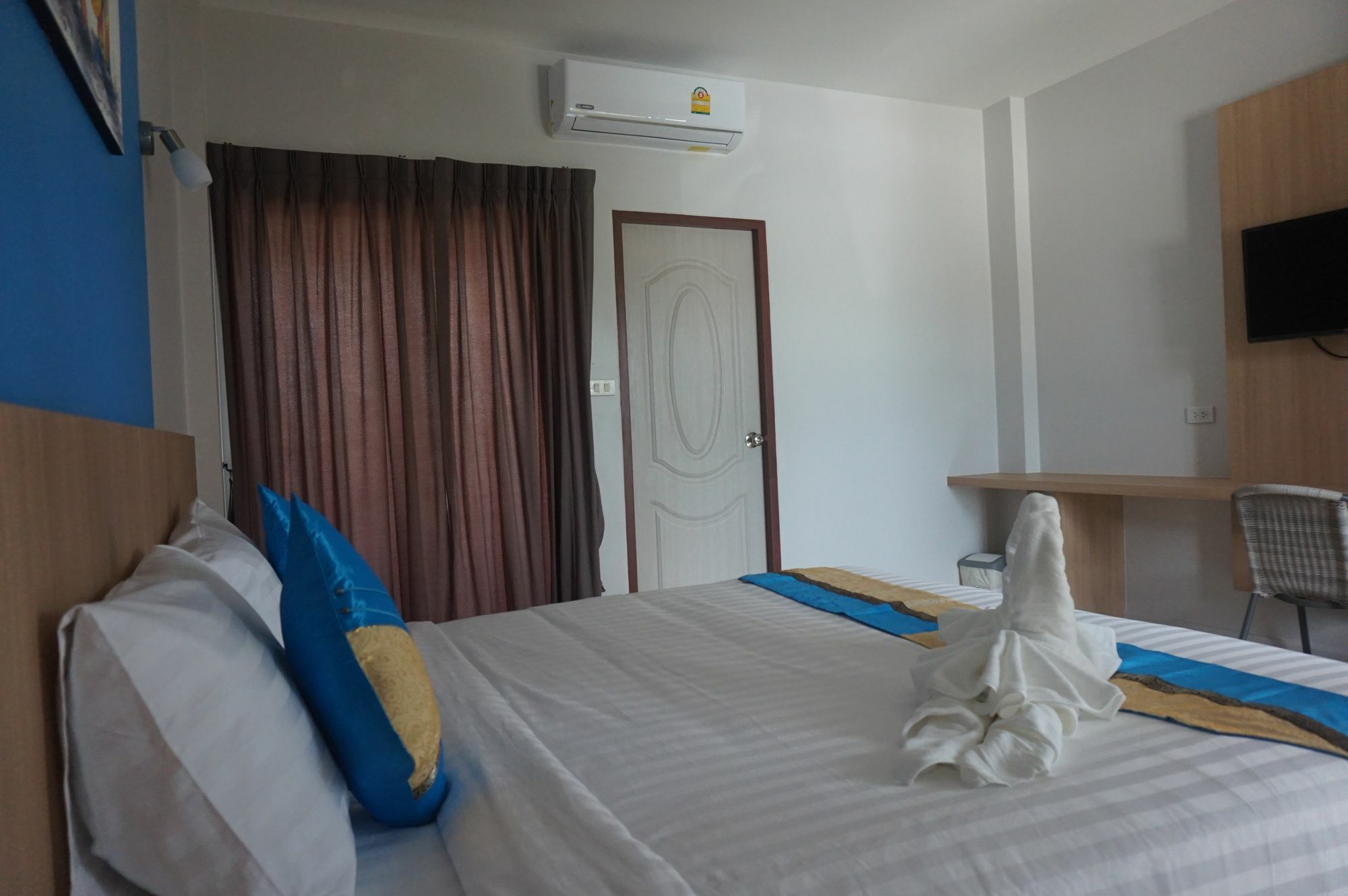 Phant At Thalang Service Apartment Exterior foto